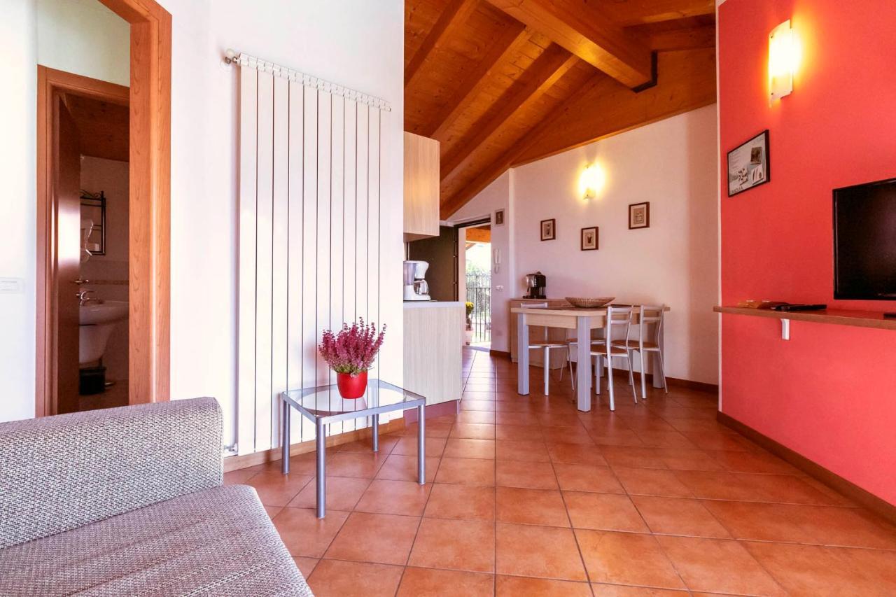 Apartamento La Collina Degli Ulivi Vercana Exterior foto